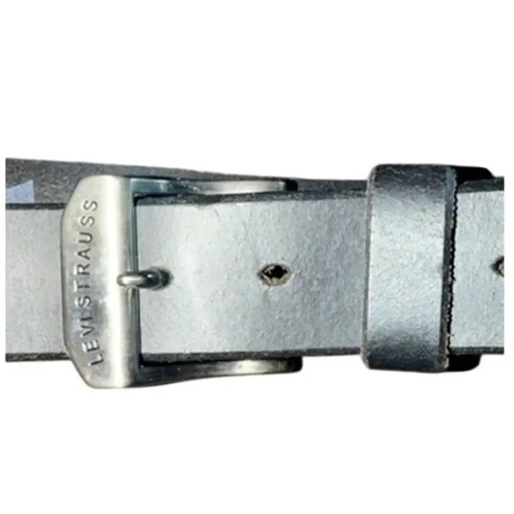 Levi’s Men’s Black Leather Belt XL 42-44 Logo Buckle Made in Guatemala